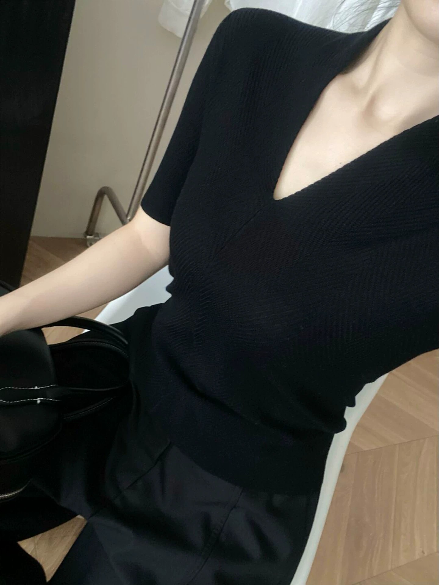 Light Luxury High-End White V- - Women Fashion Styles review and price